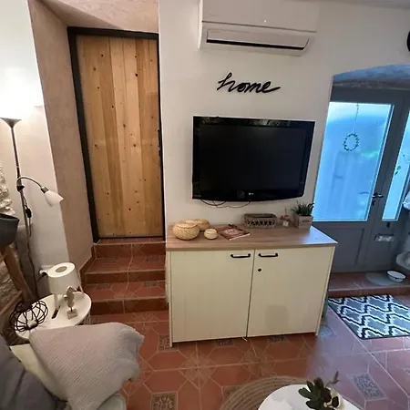 Casa Lora Apartment